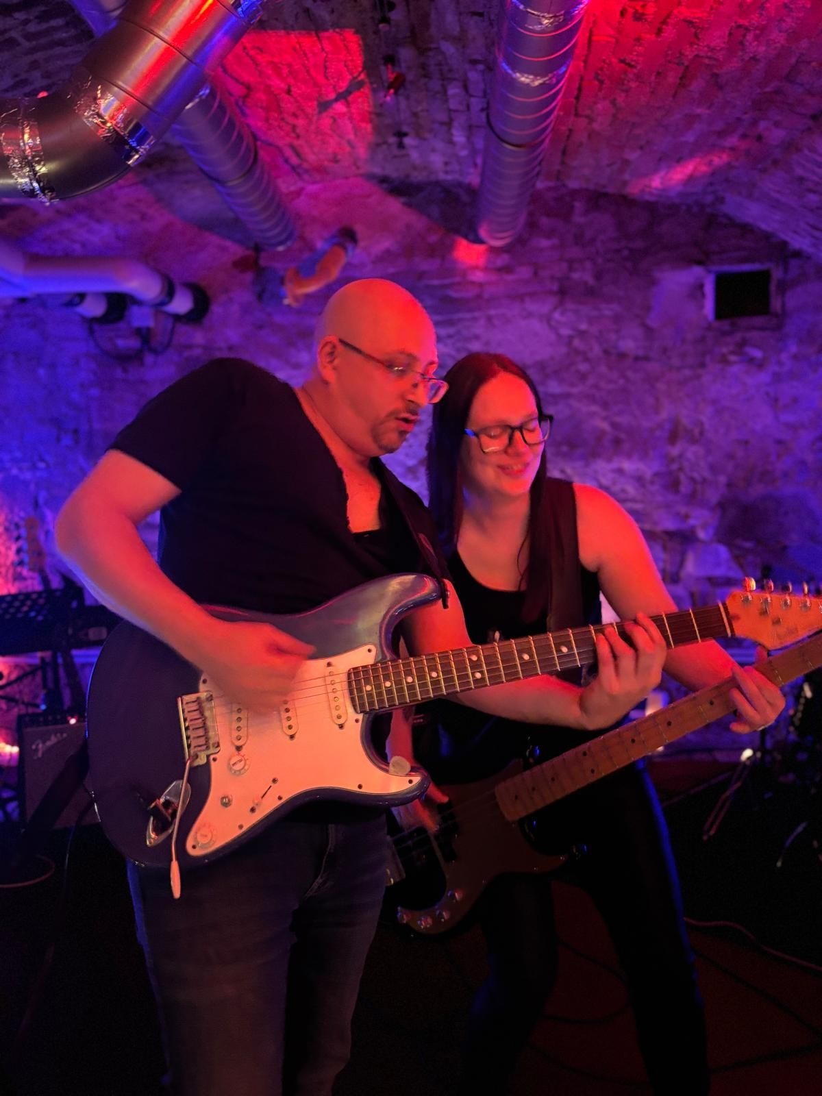 Daniel und Claudia als echte Band im DuG Moment